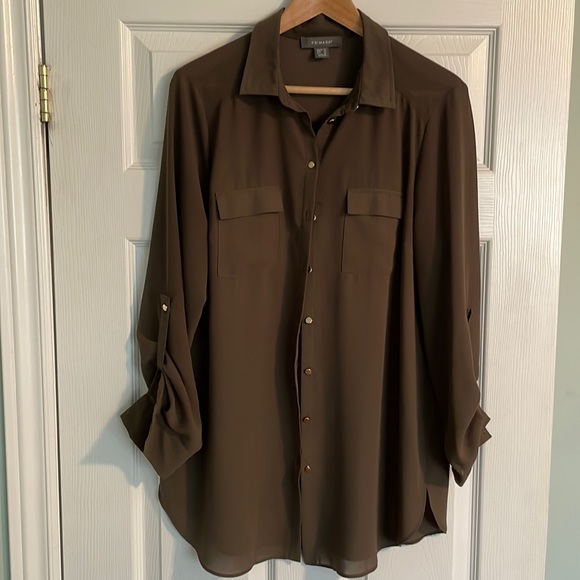 Green Blouse with Gold Buttons - Picture 1 of 3